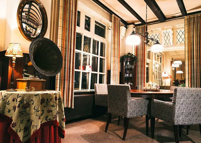 Otel Restaurant 't Veerhuis 3*